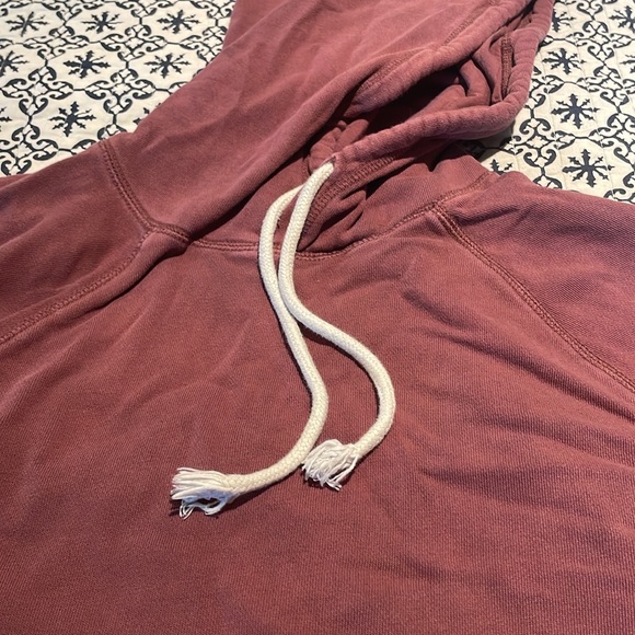 Goodfellow & Co sweatshirt - Picture 2 of 6